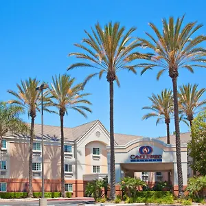 3* Hotel Sonesta Simply Orange County Airport